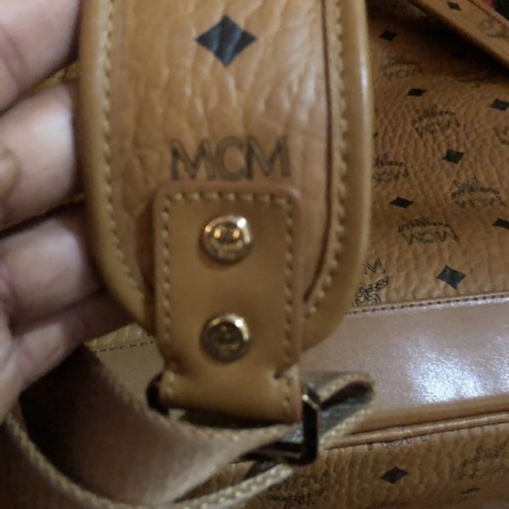 Mcm back pack authentic - Picture 3 of 5
